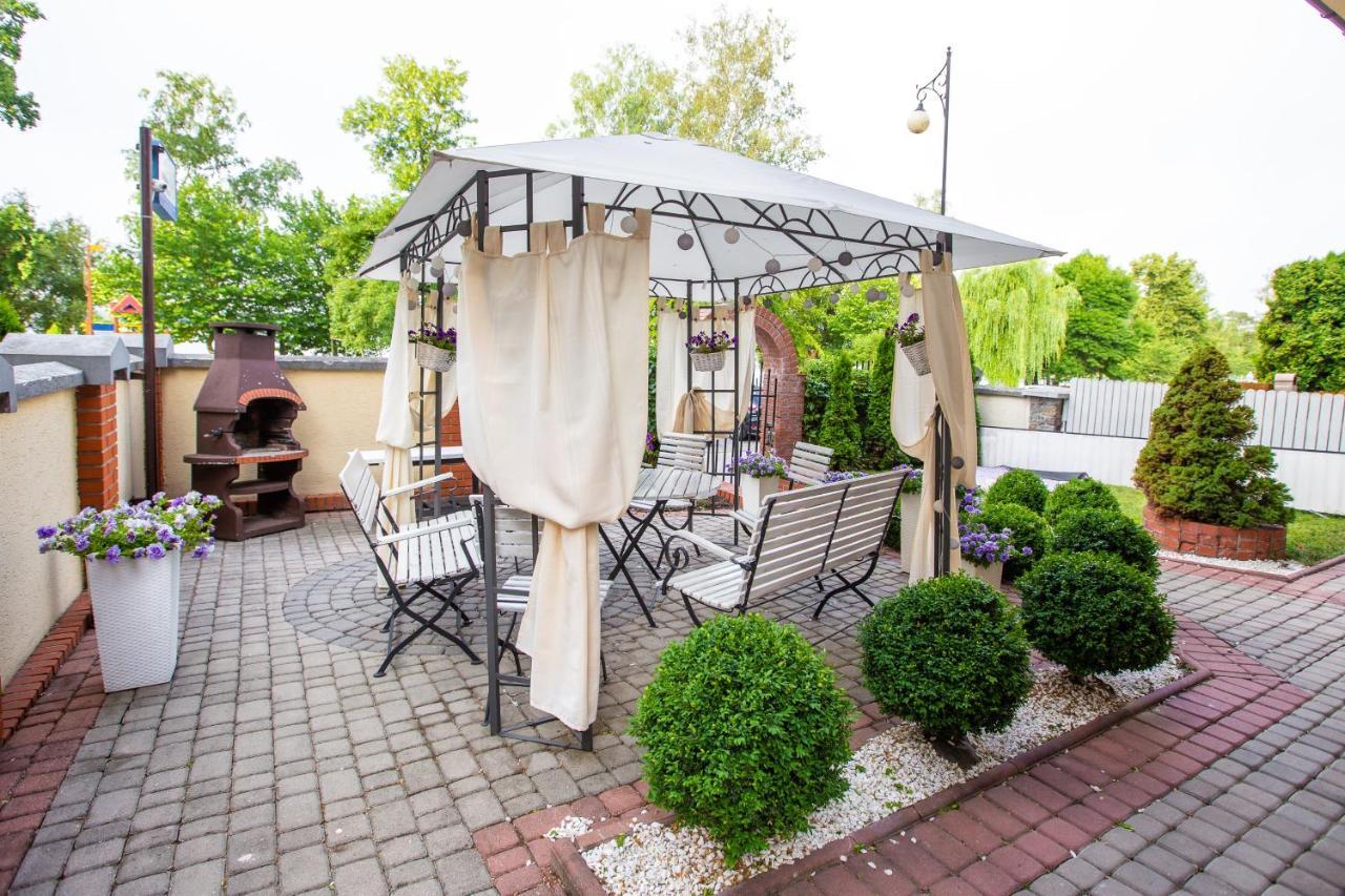 Pensjonacik Grazyna Bed and Breakfast Ełk Exteriör bild